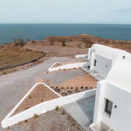 Akri Suites Vourvoúlos エクステリア 写真
