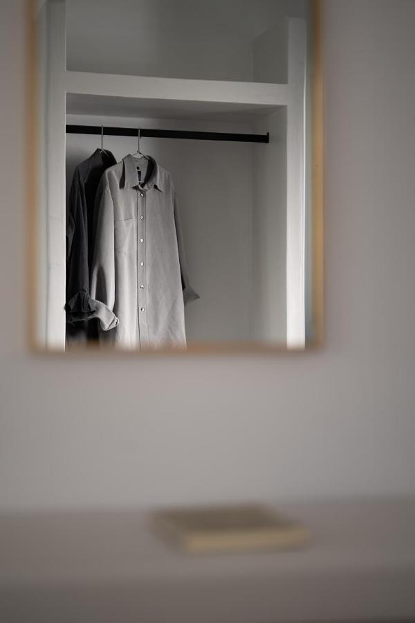 Akri Suites Vourvoúlos エクステリア 写真